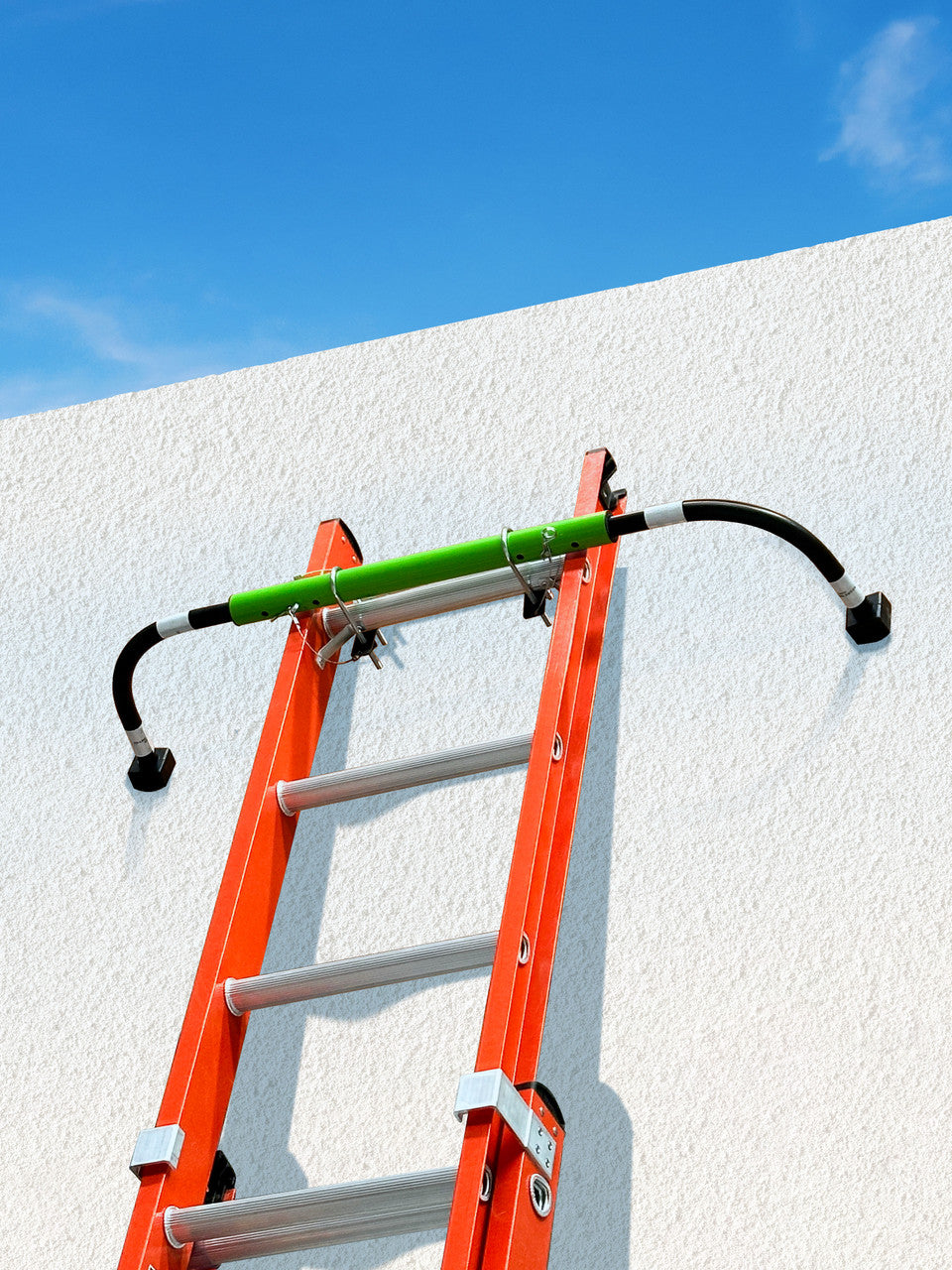 Frontline LAS48 universal ladder stabilizer fitted to an extension ladder