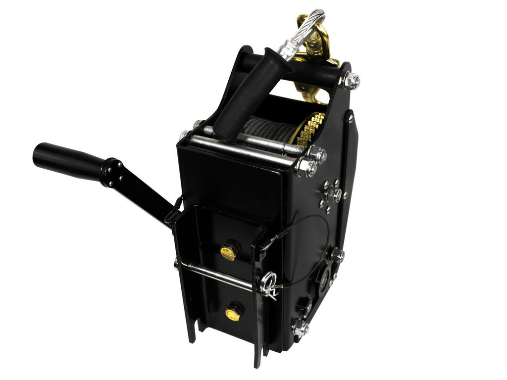 Frontline RUW60 winch mounting plate and pin-locking bolts