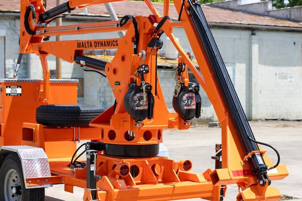 Malta Dynamics X360 Mobile Grabber, 34.5 ft, 360° Mast | Canada