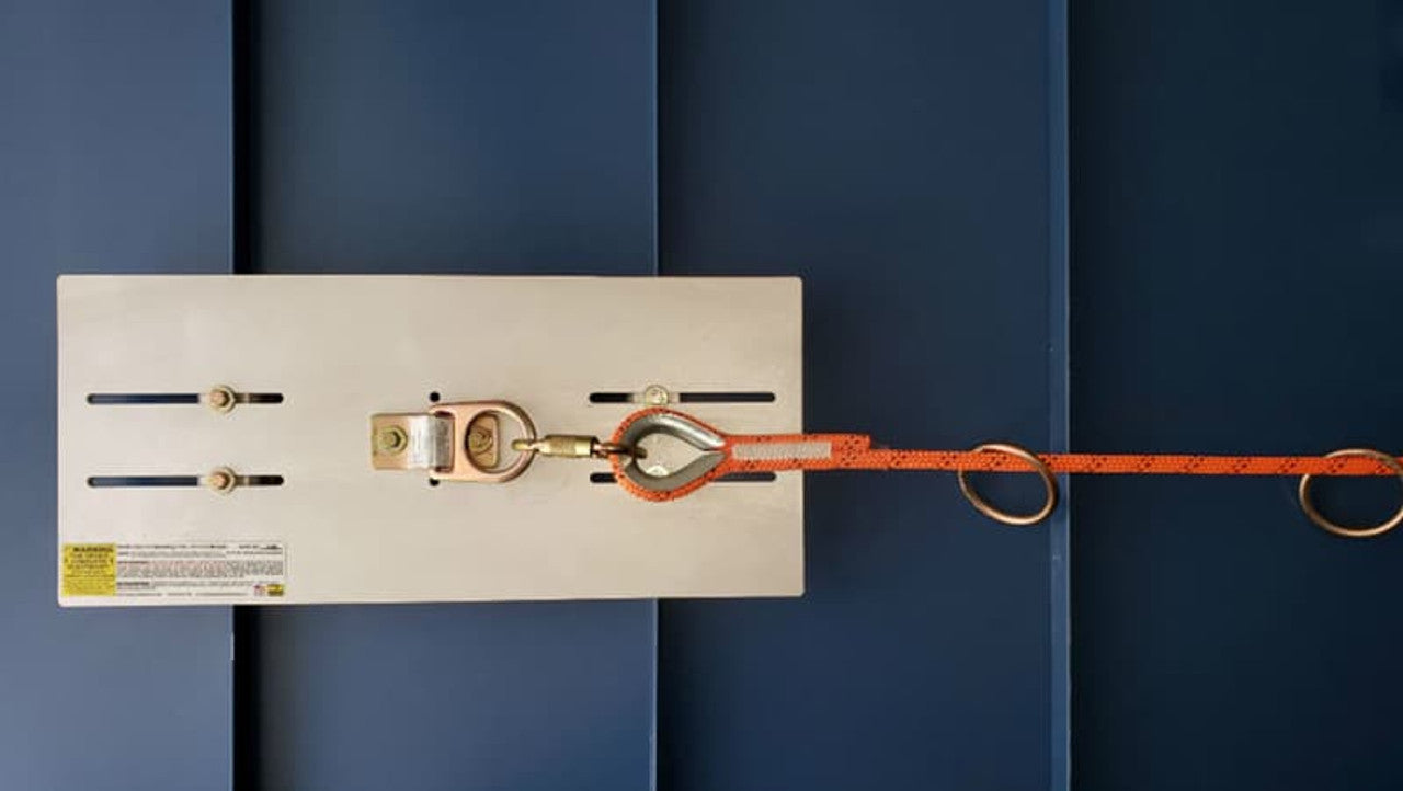 Kit de ligne de vie horizontale à joint debout 100 pi – 4 ancrages SSRA1 + 2 plaques SSRA3 | Non pénétrant | Canada